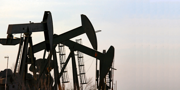原油価格とガソリン価格は連動している？